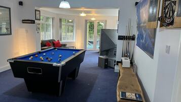 Apartment | Games room
