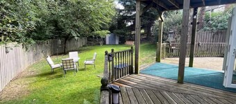 Blaydonburn - Sleeps 4,5 - Parking - Hottub - Yard