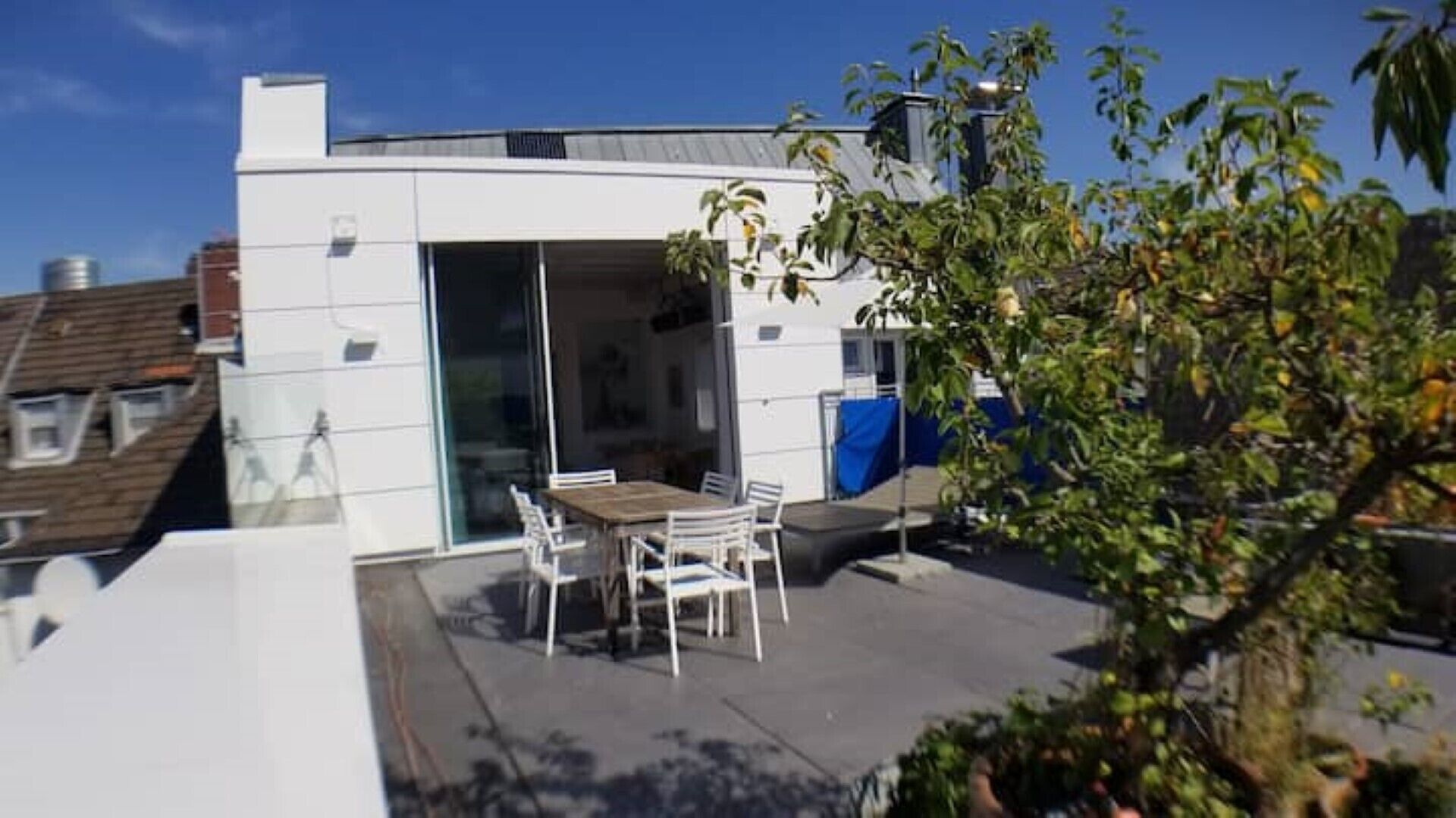 Gorgeous Rooftop Apartment in Cologne-Deutz