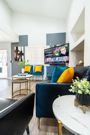 Interior - Sophisticated 4BR Vegas Pool Getaway w/ Pool Table (North Las Vegas)