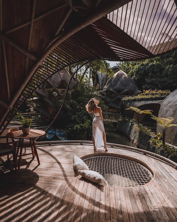 Floating Lake | Vista do quarto