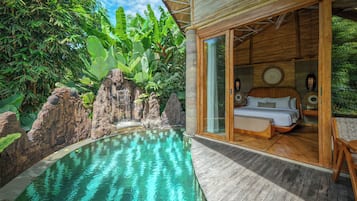 Jungle Garden Pool Villa | Ropa de cama de alta calidad y artículos del minibar gratis