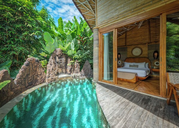 Jungle Garden Pool Villa