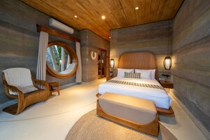 Ulin Poolside | Ropa de cama de alta calidad y minibar (con algunos artículos gratuitos)