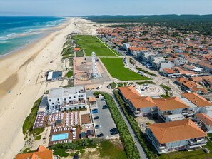 Exterior - Beachfront Renovated 2BR Apartment with Pool & Parking - Biscarrosse - Sleeps 6 (Biscarrosse Plage)