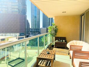 Terrace/patio - Elegant 2bedroom With Balcony in Dubai Marina (Dubai)