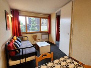 1 bedroom, free WiFi