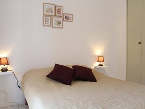 2 bedrooms