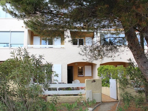 Maison Familiale 2 Étoiles à 150m de la Plage avec Terrasse, Jardin et Parking Privé