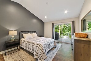 3 bedrooms, free WiFi, bed sheets
