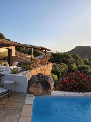 Outdoor pool, a heated pool - Gianni Location Palombaggia (Porto-Vecchio)