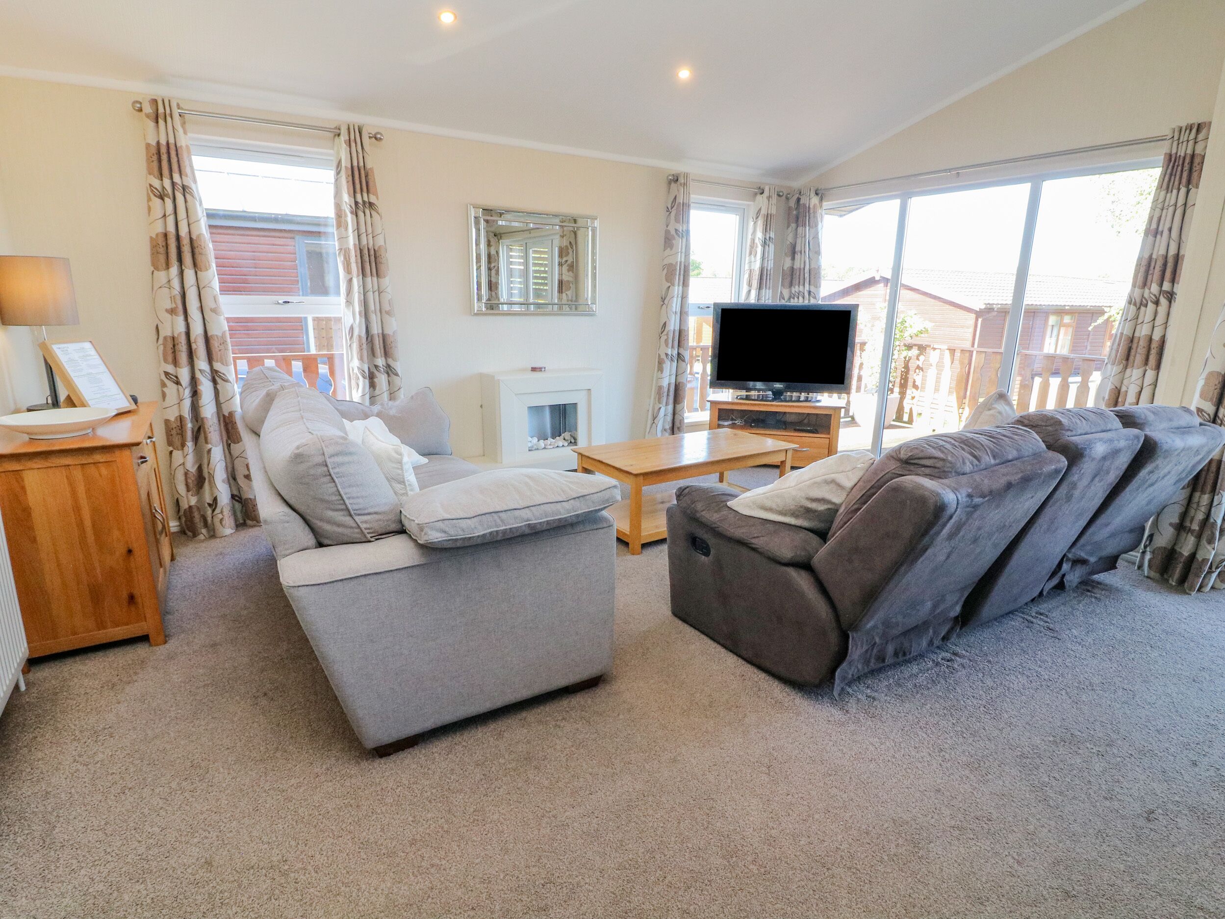 GRESSINGHAM 22, pet friendly in South Lakeland Leisure Village