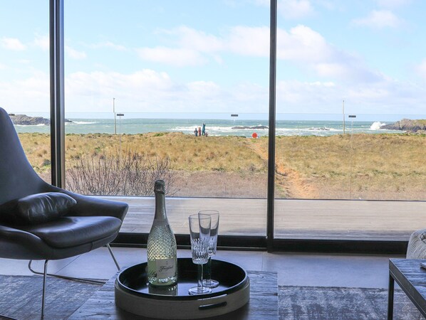 Beach/ocean view