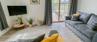 Tan y Bryn Bach -  a snowdonia that sleeps 5 guests  in 2 bedrooms
