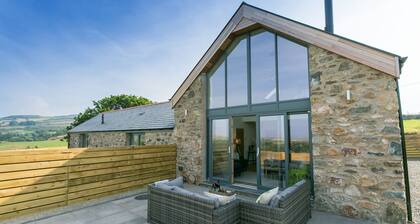 Bwncath - a coastal that sleeps 6 guests in 3 bedrooms