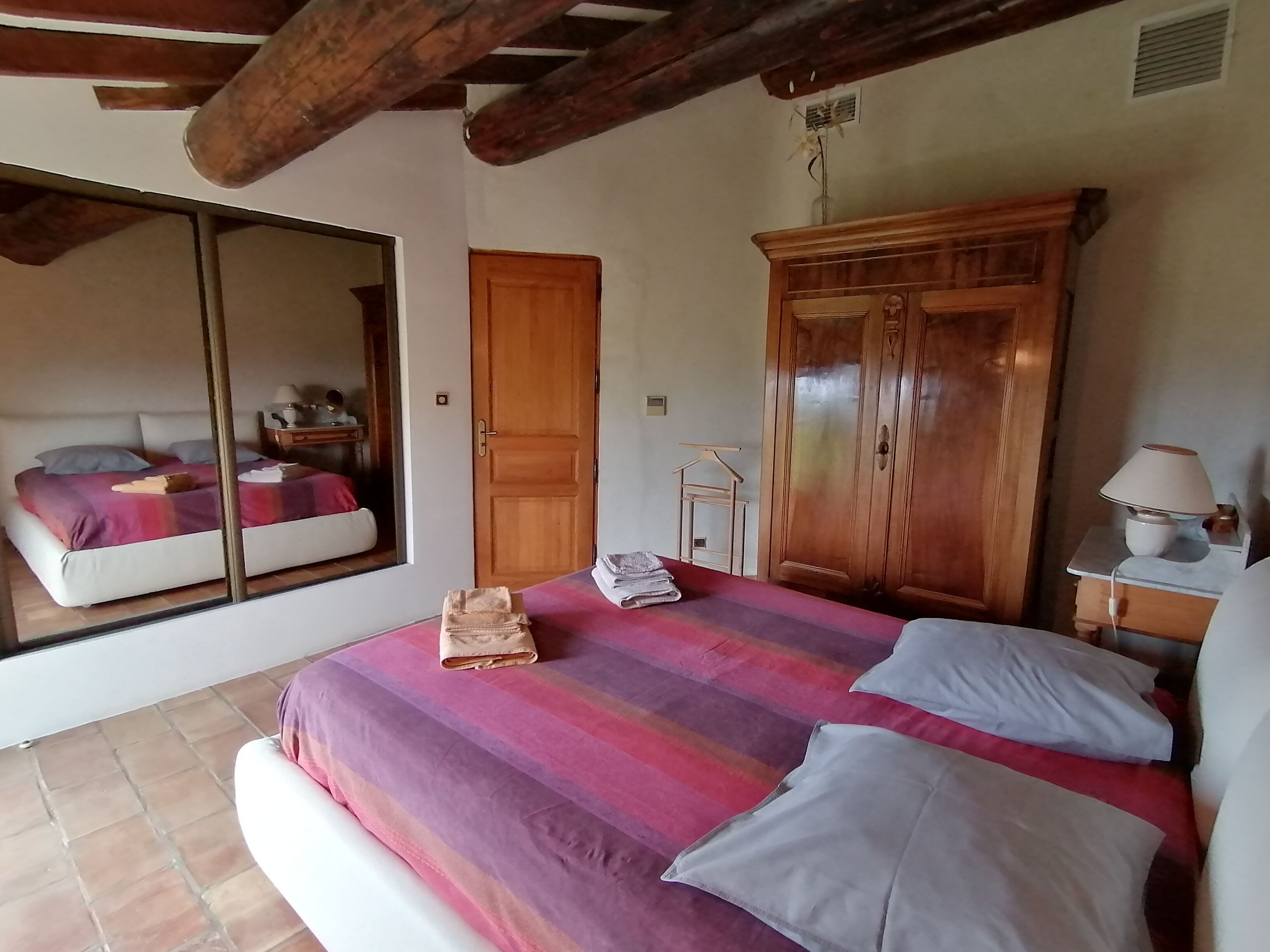 Chambre Dans Maison de Caractère Proche du Mt Ventoux