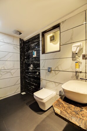 Superior Valley View | Badezimmer