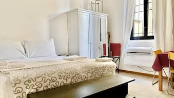 City studio | Een strijkplank/strijkijzer, gratis wifi, beddengoed