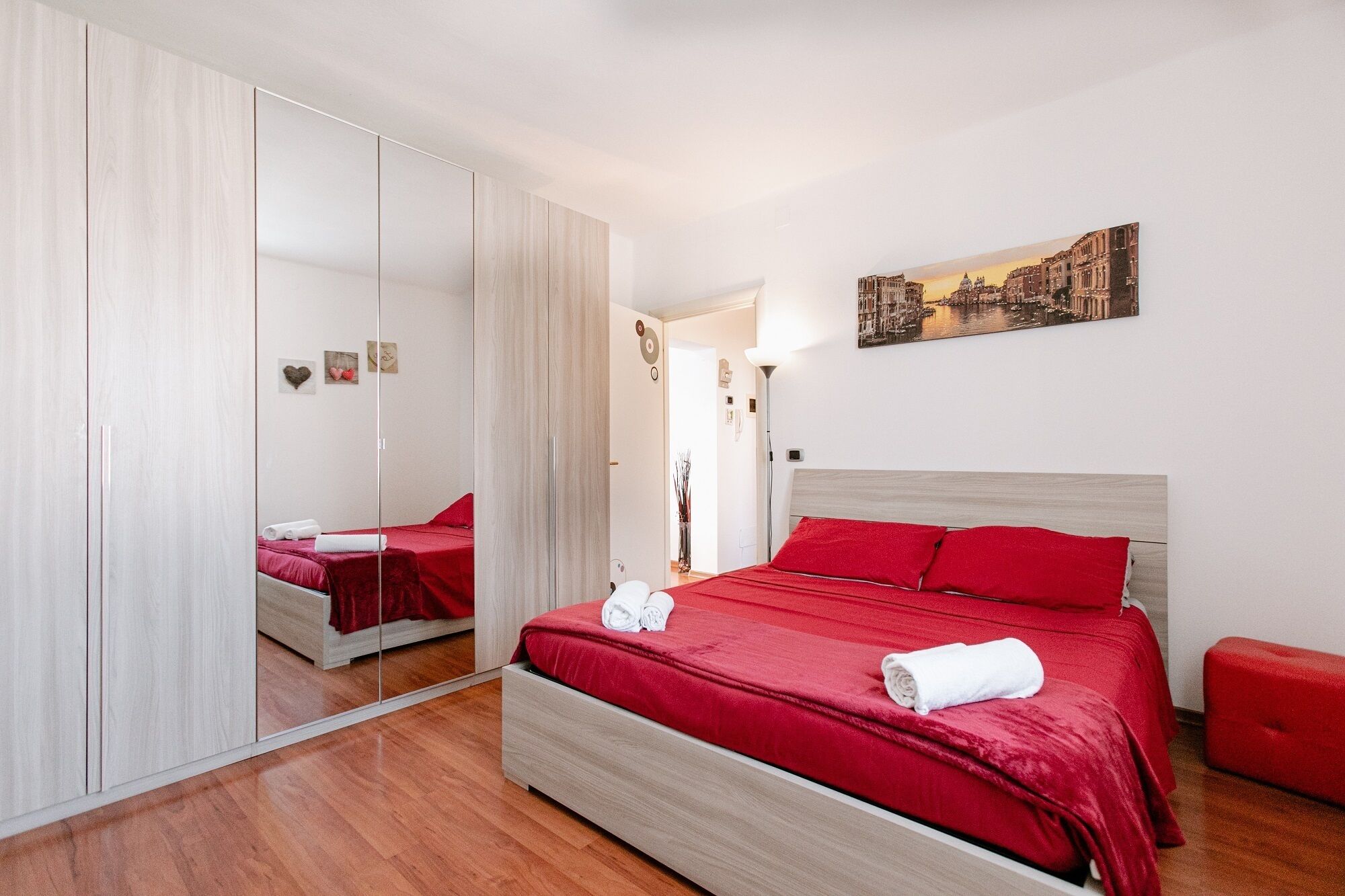 Lucky Flower - Cozy and Stylish with free parking