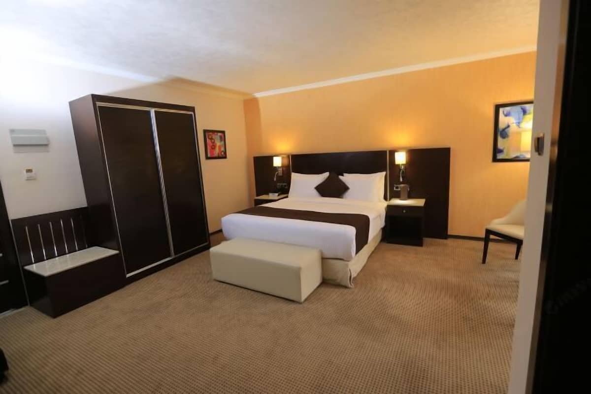 Ropa de cama de alta calidad y minibar