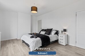 3 bedrooms, iron/ironing board, free WiFi, bed sheets