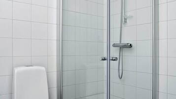 Junior appartement | Badkamer | Pantoffels