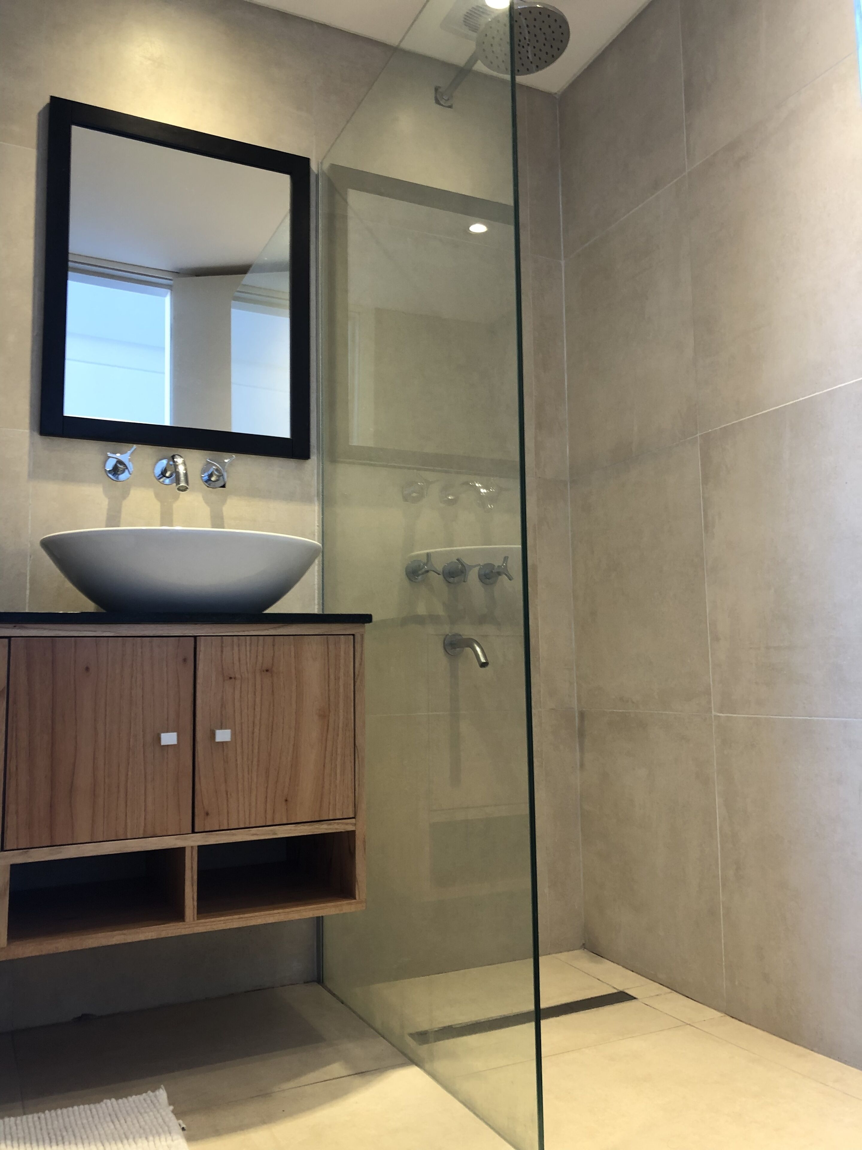 Pleno los Troncos Playa Grande