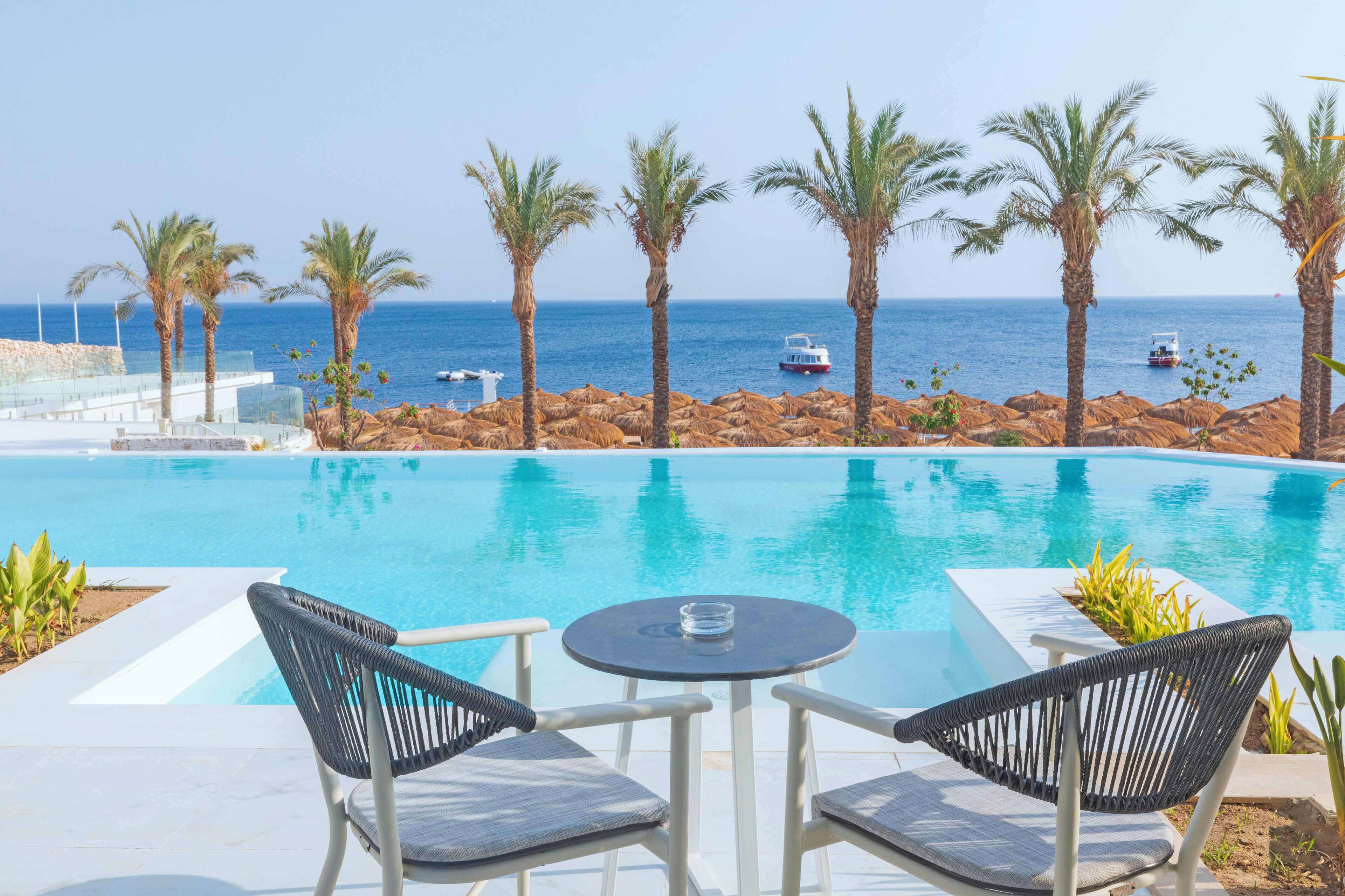 Junior Swim-Up Suite (Posh Club) | View from room