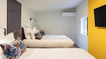 Suite | Hypoallergeen beddengoed, een minibar, individueel gedecoreerd