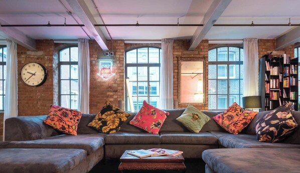 Fernseher, Arbeitsbereiche