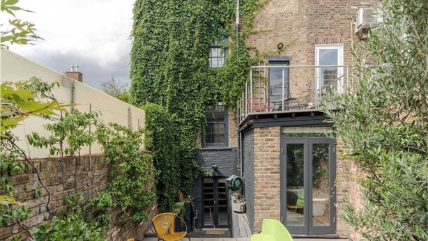 Unclassified image, 1 of 29, button - Stylish IslingtonTownhouse with Terrace & Garden (Greater London)
