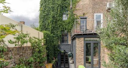 Stylish IslingtonTownhouse with Terrace & Garden
