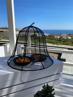 Free daily local cuisine breakfast - NiMa Sifnos Residences (Sifnos)