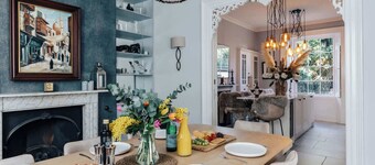 Central Townhouse with Garden & Free Parking