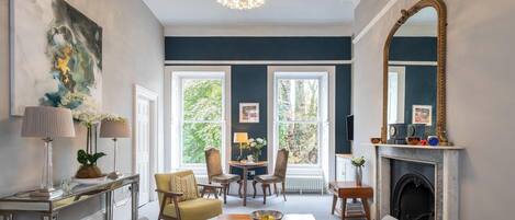 تلفزيون، مكتب