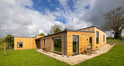 Stunning Home with Garden & Panoramic Views