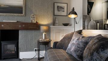 Cottage | Interior