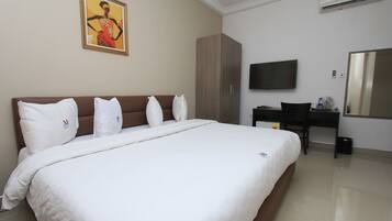 Standard Room | 1 bedroom, Select Comfort beds, in-room safe, individually furnished