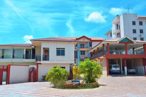 Interior - Mawuli Hotel (Obuasi)