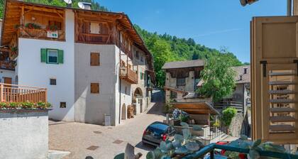 Holiday Home 'Casa della Rosina' with Mountain Views