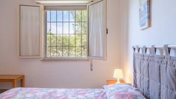 3 camere, ferro/asse da stiro, Wi-Fi gratuito