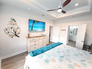 4 bedrooms, desk, iron/ironing board, travel crib