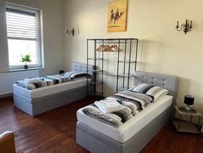2 bedrooms, WiFi, bed sheets