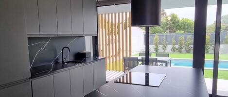 Fridge, microwave, oven, dishwasher