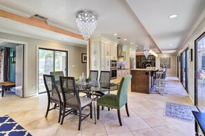 Dining - Pool, Grill & Game Room: Bermuda Dunes Oasis (Bermuda Dunes)