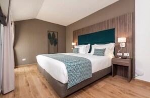 1 slaapkamer, donzen dekbedden, individueel gedecoreerd