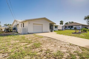 Exterior - Englewood Home on Canal: Boat to Lemon Bay! (Englewood)