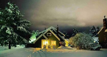 Condo with Offsite Amenities- Walk to Breweries!