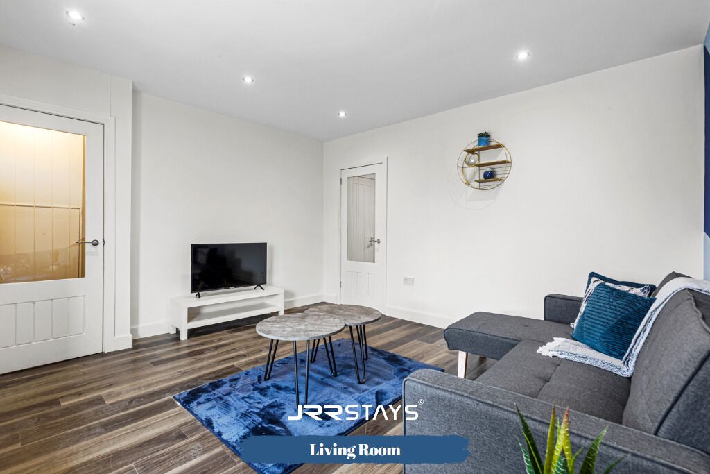 JRR Stays - West Midlands - Walsall - M6 J9 - WS2