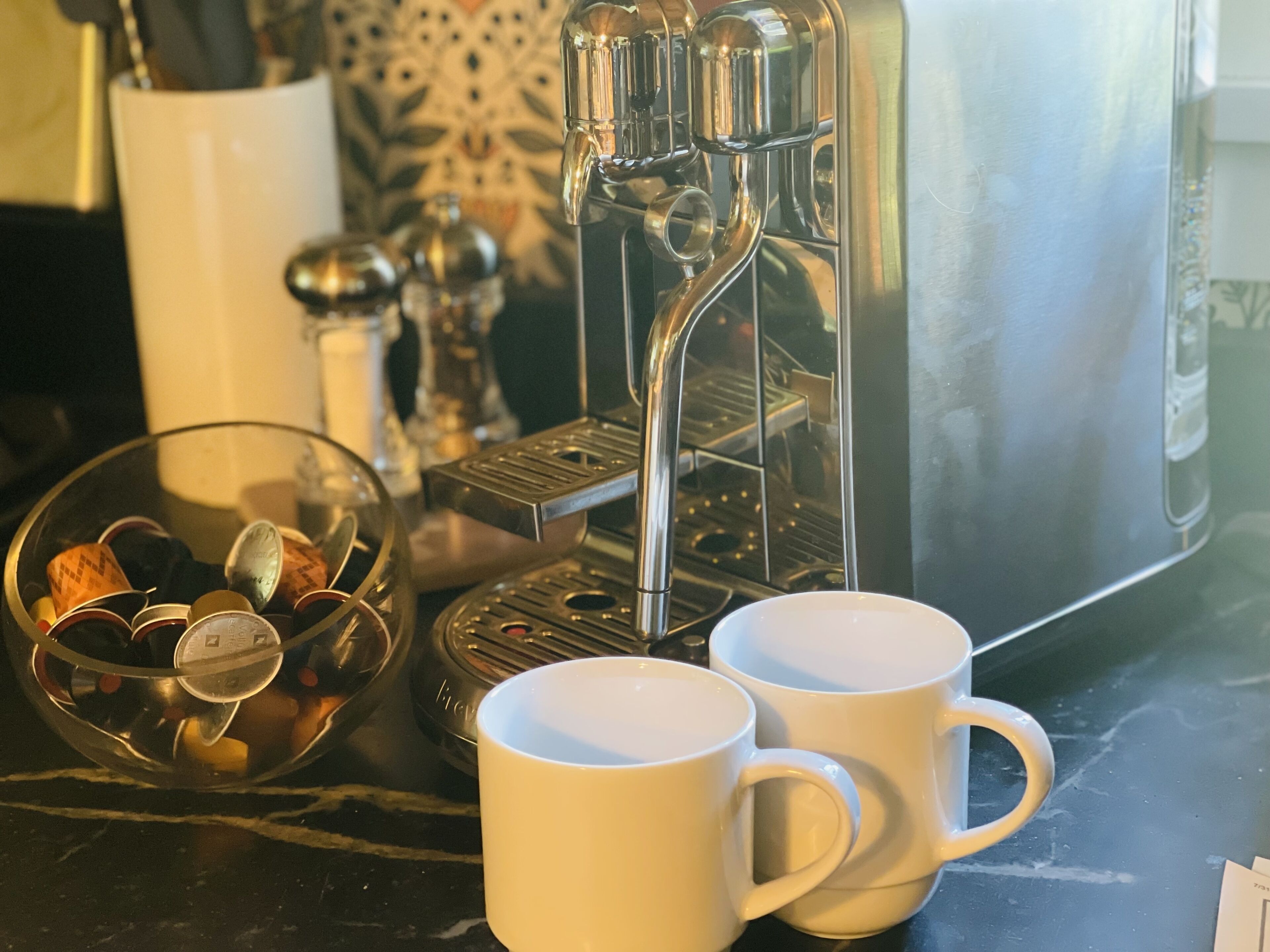 Nature Abounds - Little Red Cape in Barnard, 20 minutes to Woodstock